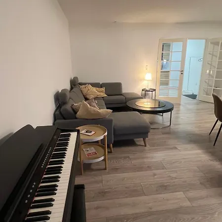 Apartment Hyggelig Taet Pa Motorvej Og Zoo *