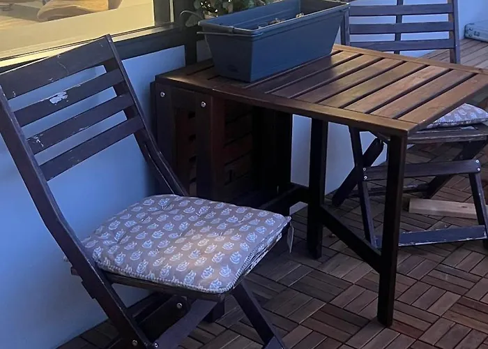 Hyggelig Taet Pa Motorvej Og Zoo Apartment